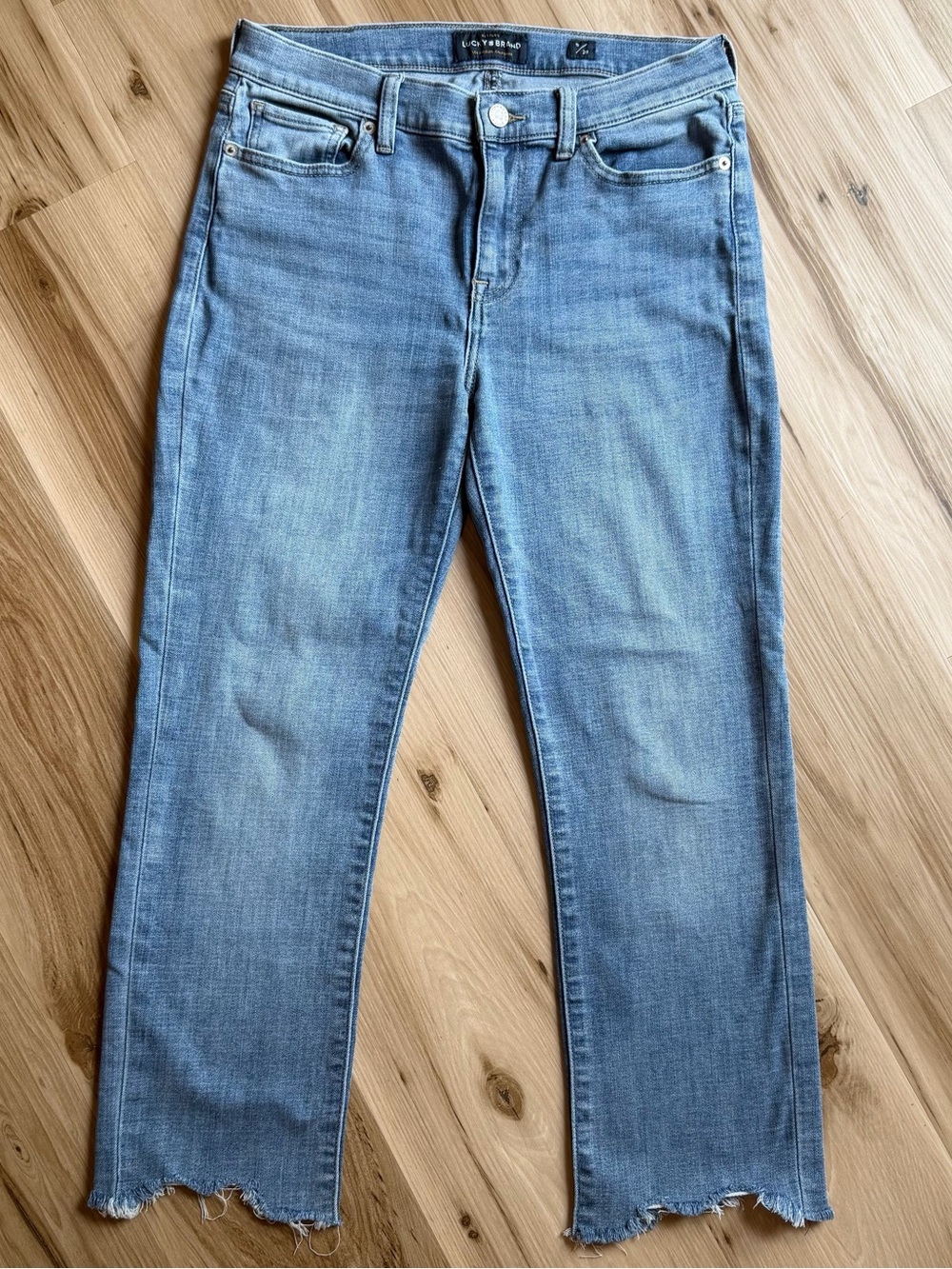 Lucky Brand Brooke Straight Leg Raw Hem size 6/28